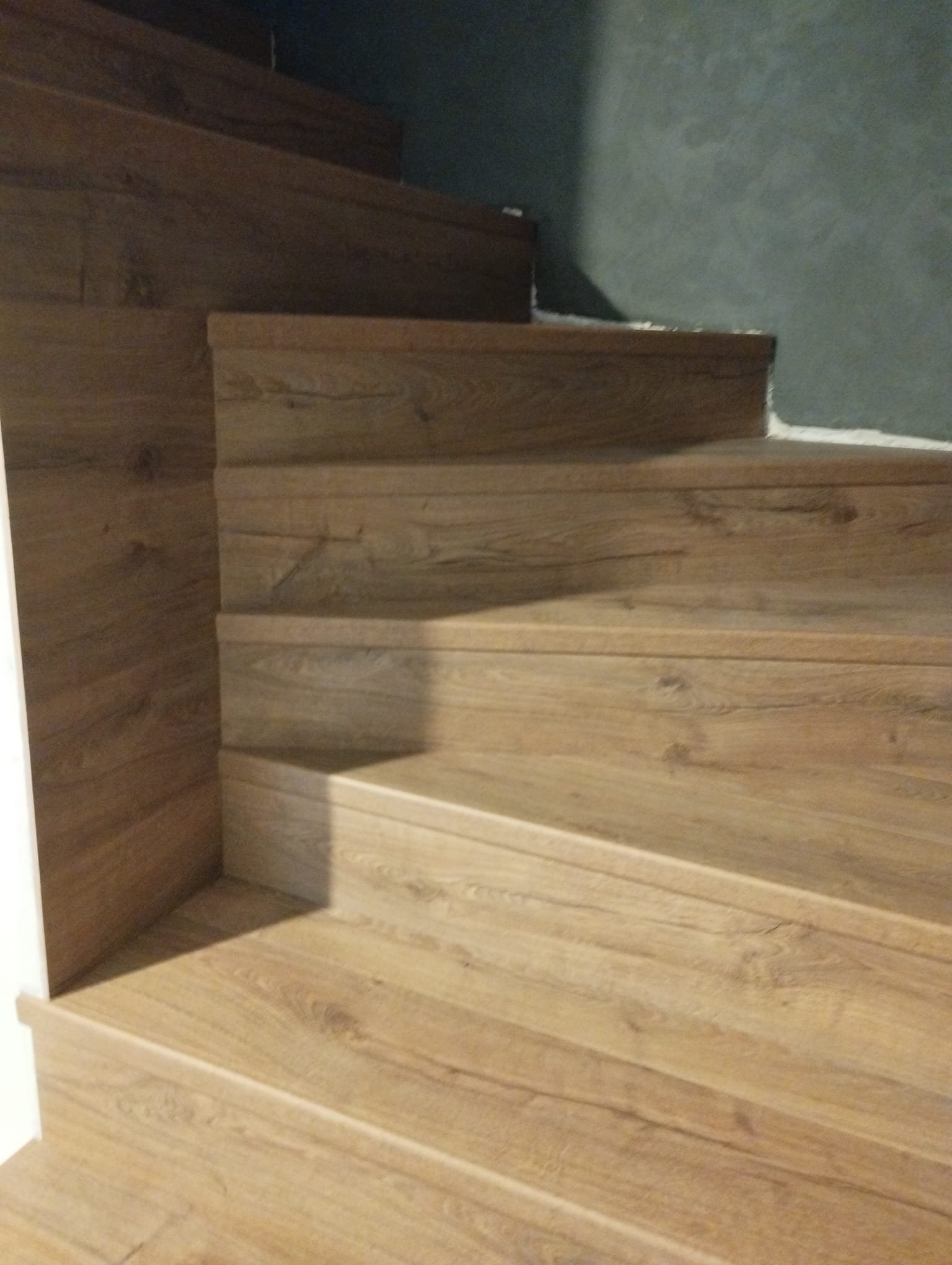 Schody dębowe zabiegowe z balustradą Expert Bochnia